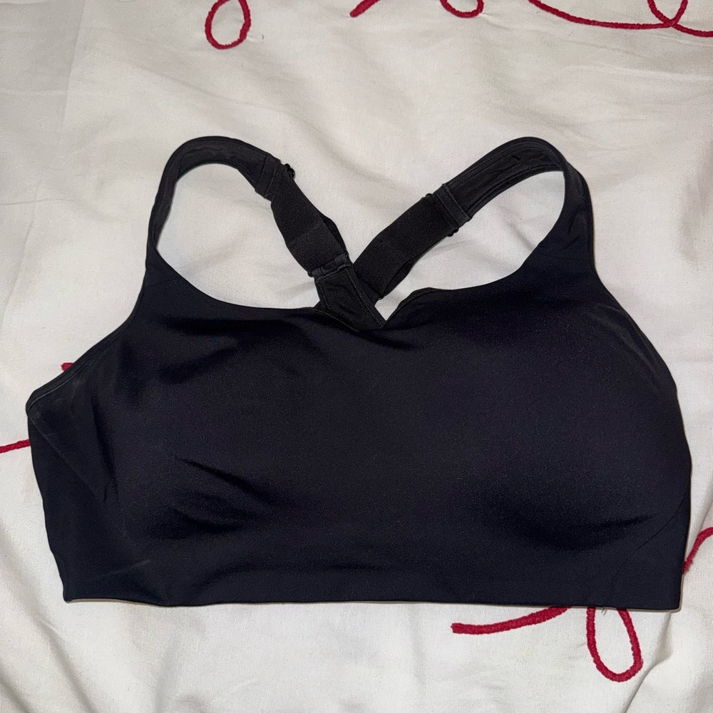 Black Lululemon Sports Bra Size 42DD High Support